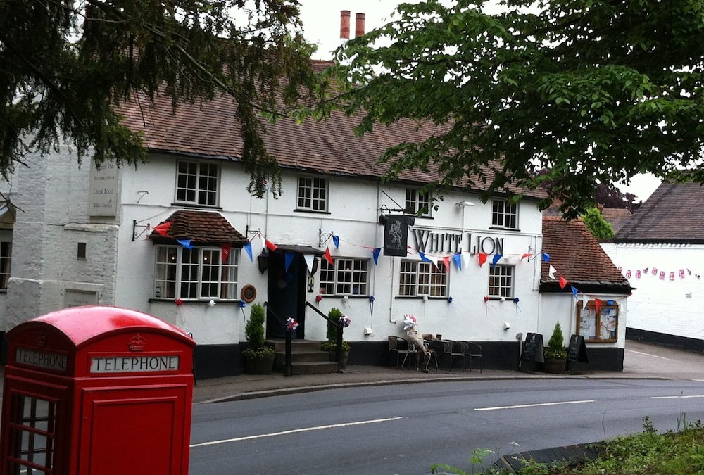 Hampton-in-Arden Hotel | The White Lion Inn
