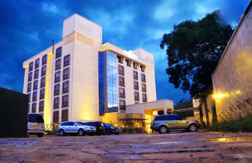 Nyeri Hotel | The White Rhino Hotel