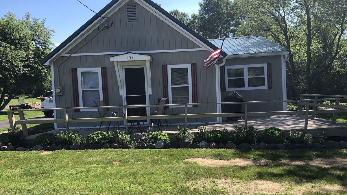 Marenisco House | The Whitley House located in Marenisco Mi right off the ATV snowmobile trail