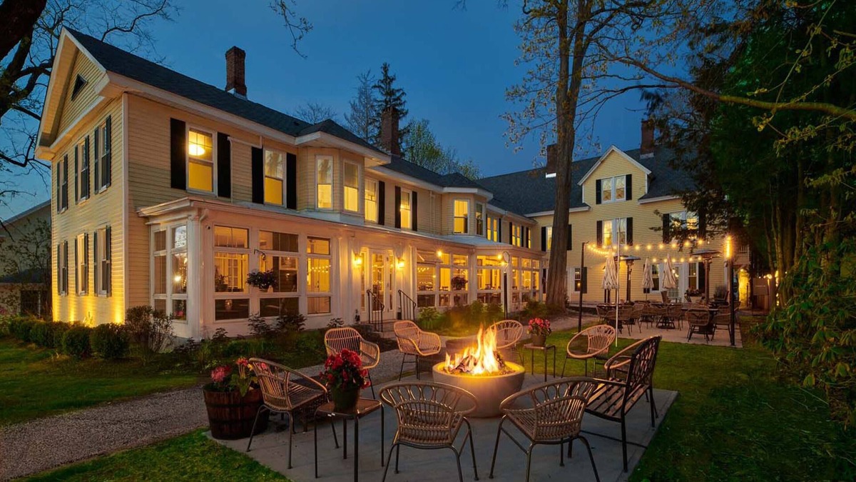 Lenox Hotel | The Whitlock