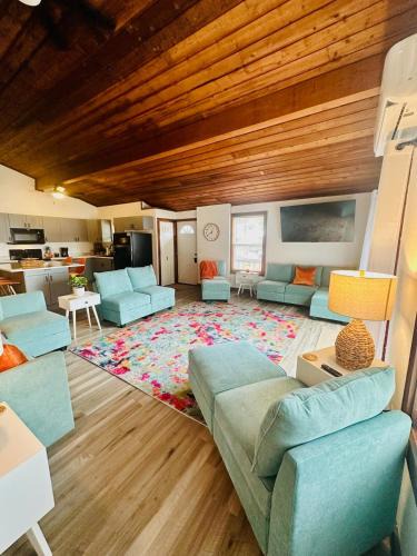Sunrise Beach House | The whole family