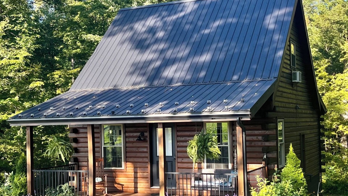 Mesopotamia Cabin | The Wildflower - Private cabin in wooded setting