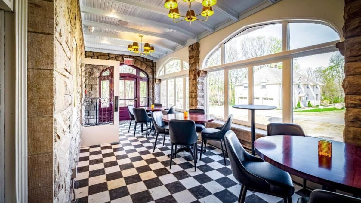 Willoughby Bed & Breakfast | The Willoughby House