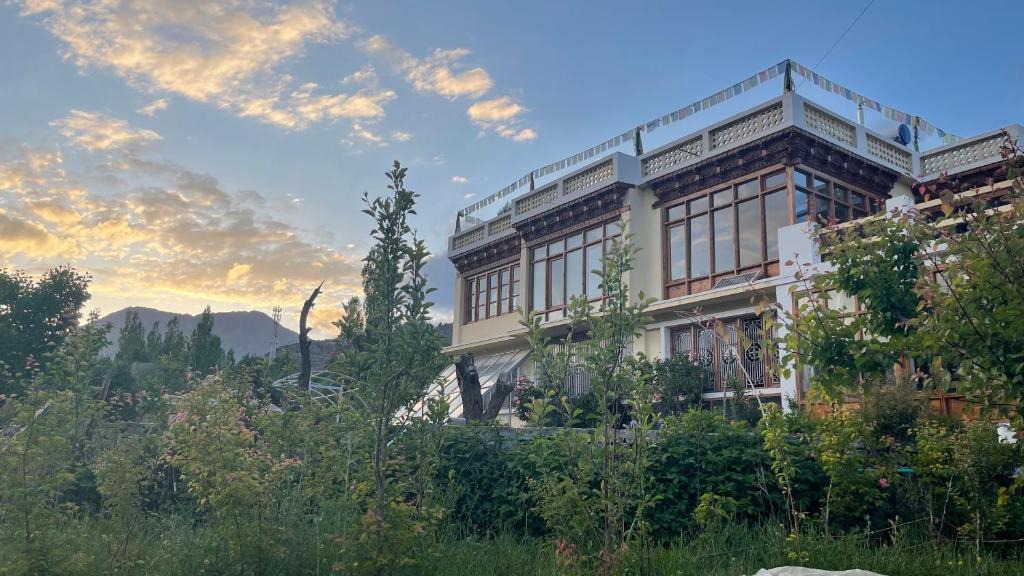 Leh House | THE WILLOW HOUSE