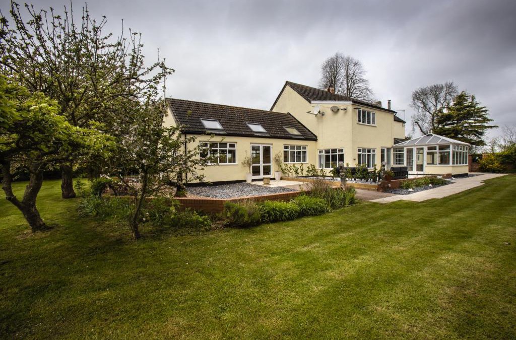 Grimsby House | The Willows