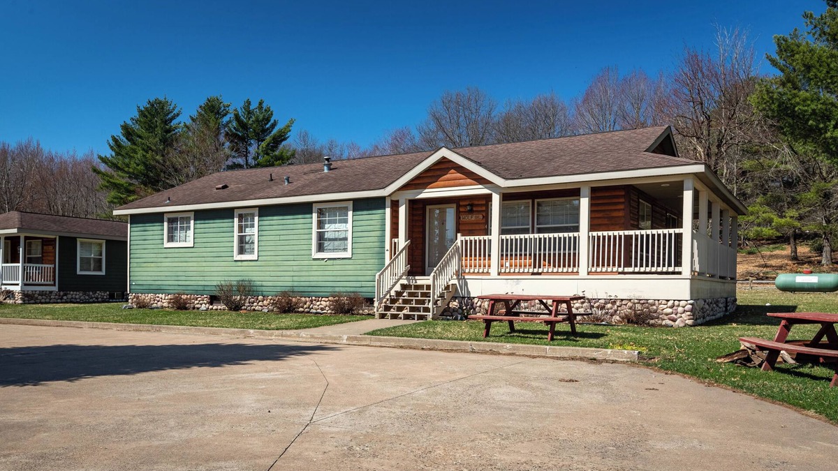 Neillsville Cabin | The Wolf Cabin at the Riviera Resort in Neillsville, Wisconsin!