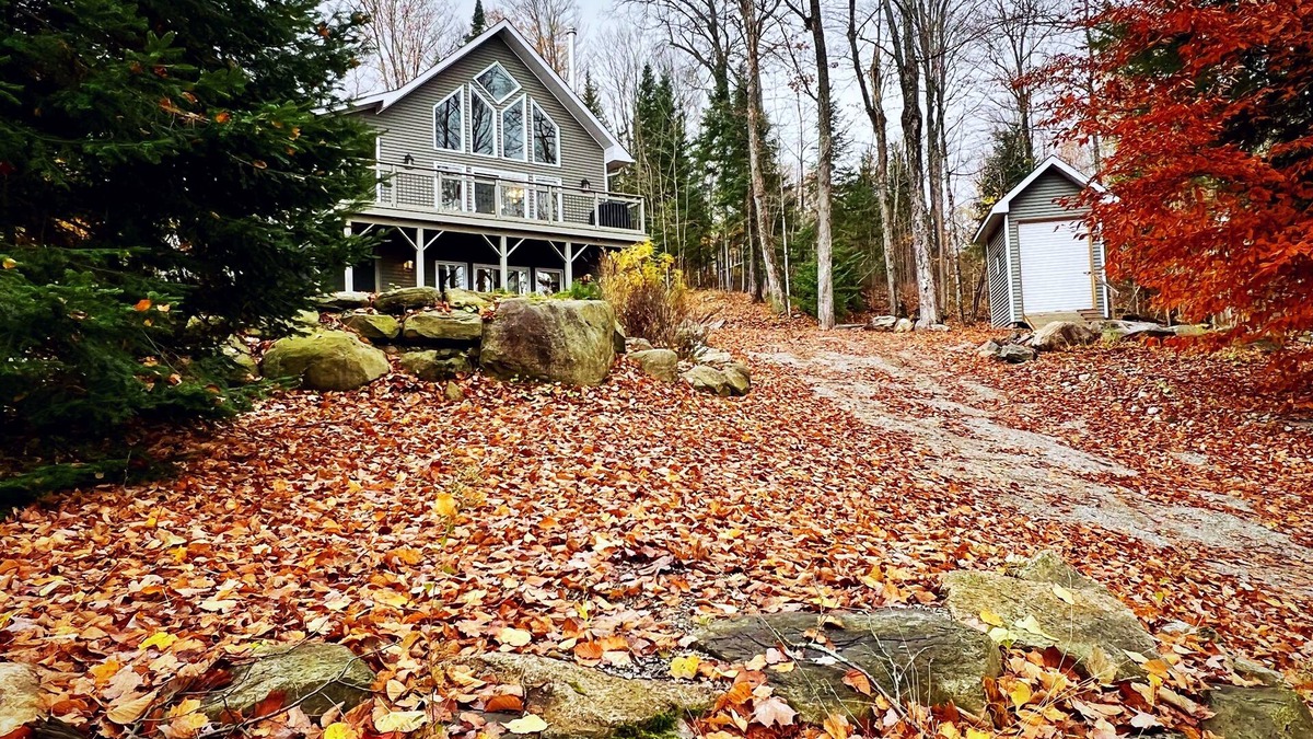 Haliburton Cottage | The Wonderland Cottage