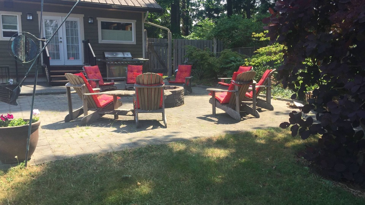 Black Creek Cabin | The Wood Shed at Saratoga Beach with hot tub