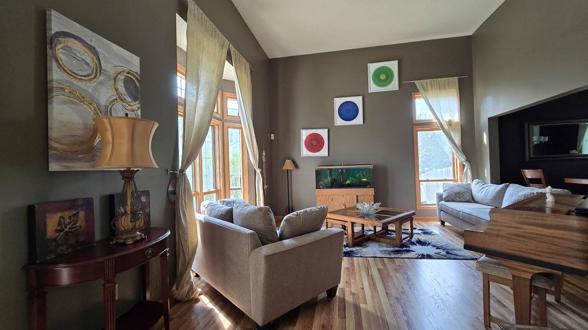 Woodbury House | The Woodbury Havenn"Space, Style and Serenity"