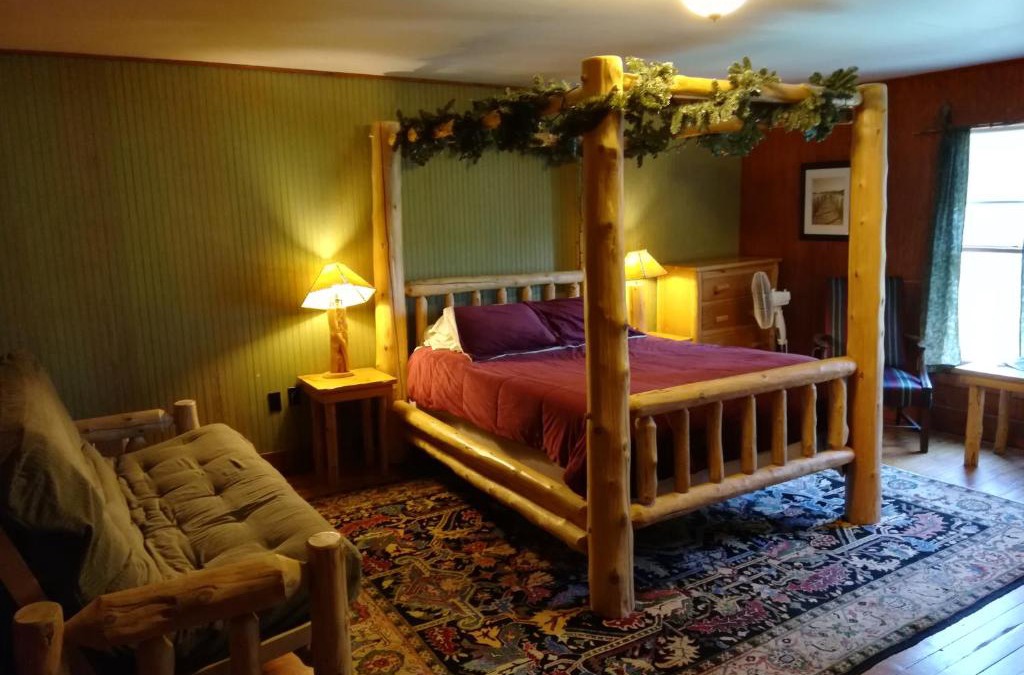 Inlet Hotel | The Woods Inn