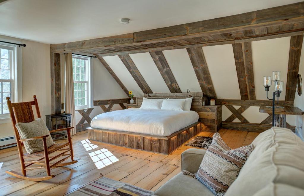 Woodstock Bed & Breakfast | The Woodstocker B&B