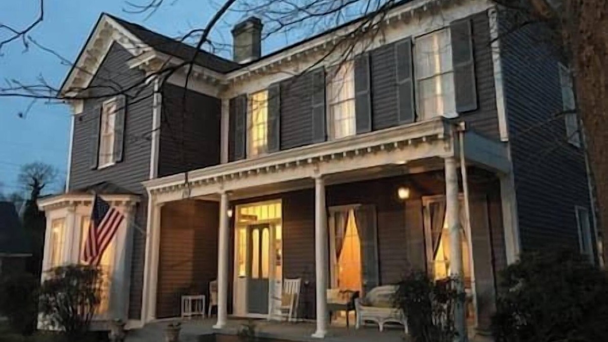 Holly Springs House | The Wynne House Inn - Entire Residence