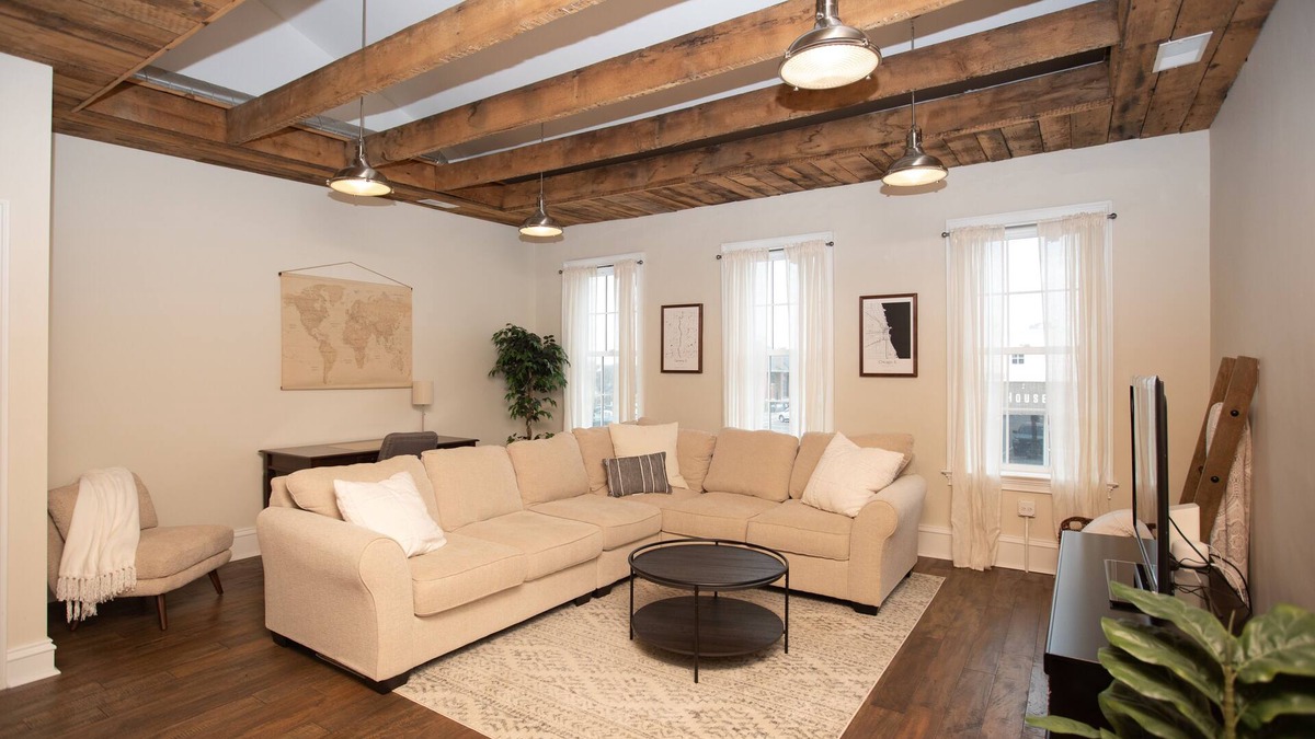 Geneva Apartment | The Yates Loft - Downtown Geneva