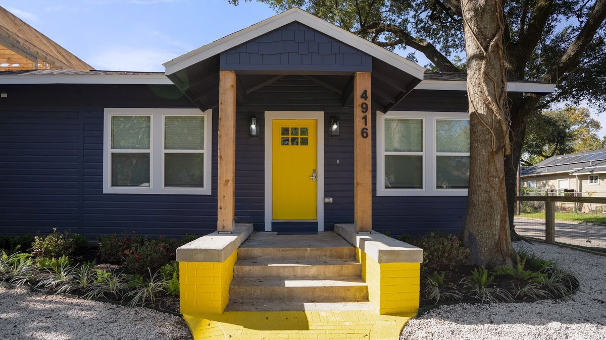 Greater East End House | The Yellow Brick Road House at East Downtown