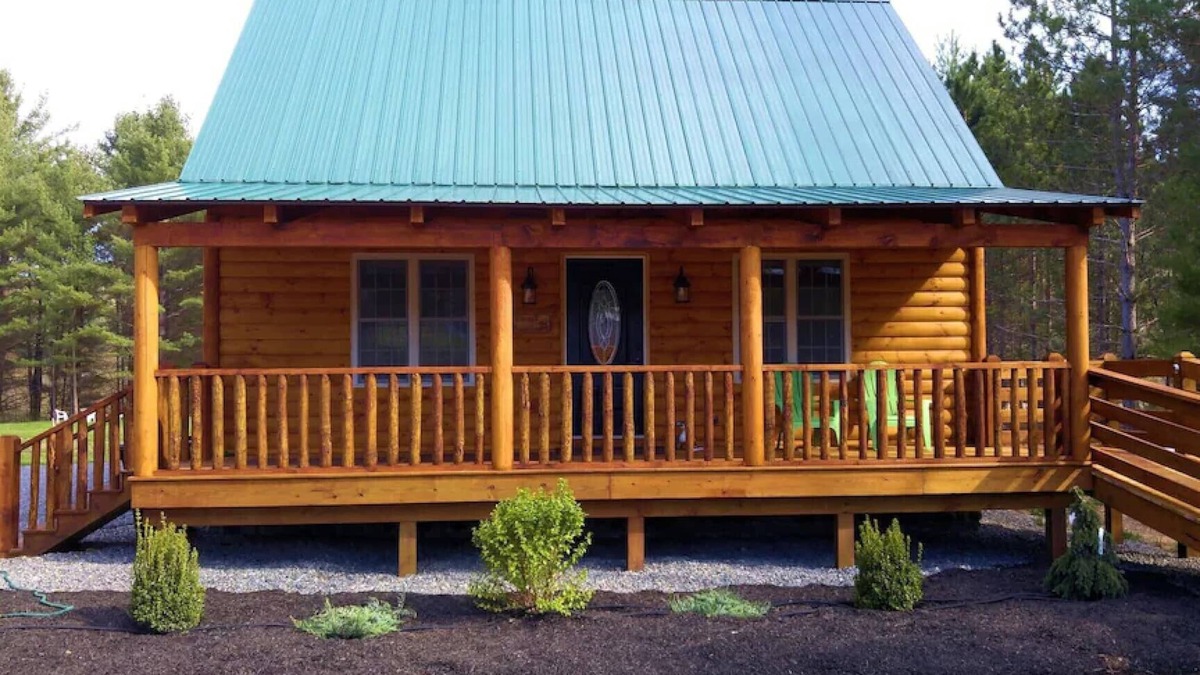 Wells Cabin | The Yogi, Family & Dog-Friendly Adirondack Cabin on Lake Algonquin