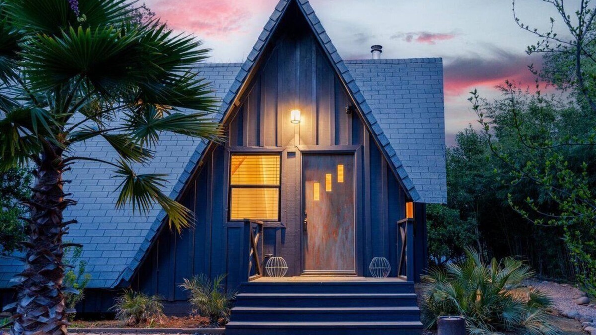 Redding Cabin | The Zen Den : Hidden Gem