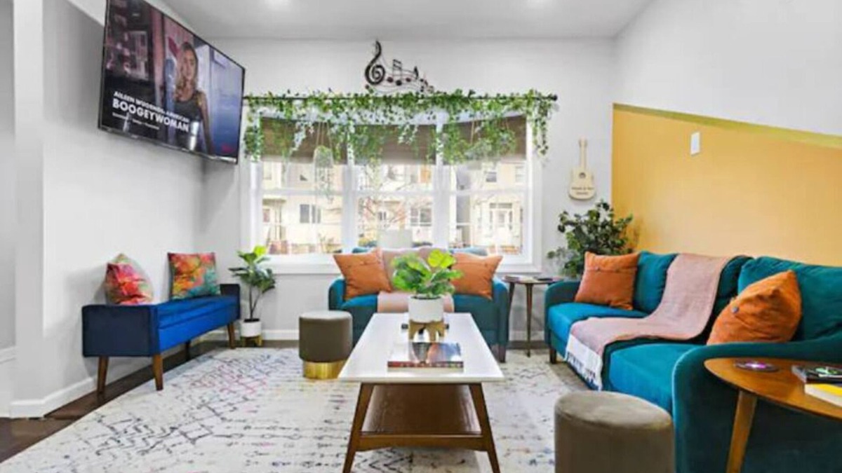 Constable Hook House | Theater+Game Flr - Save on 2Day+ Stays - Sleeps 16+