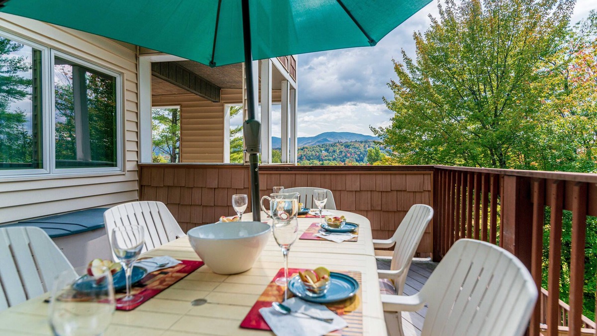 Stowe Area Condo | Theatre in the Wood Too! - I’m the fancy sister