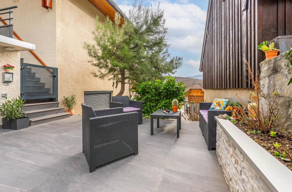Talloires-Montmin Apartment | TheLittleCosy Studio I Annecy Lake I Talloires