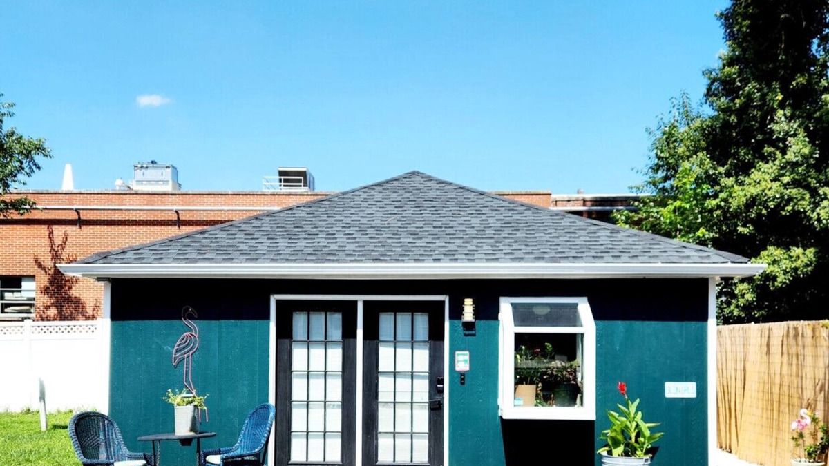 Milford House | Themed Bungalow near Beaches, DE turf, Downtown, State Parks, Bayhealth