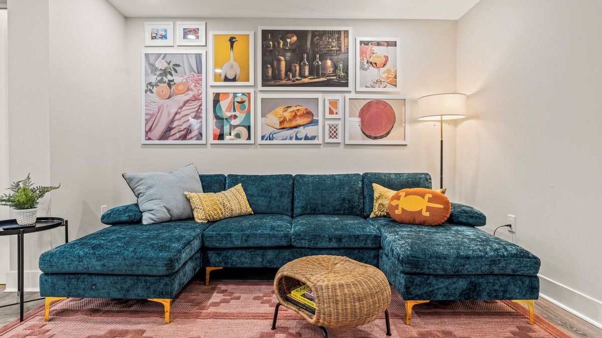 Conshohocken Apartment | Therapeutic 2 King Bedroom Apartment in Downtown Conshohocken