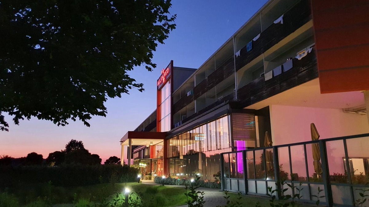 Lutzmannsburg Hotel | Thermenhotel All In Red