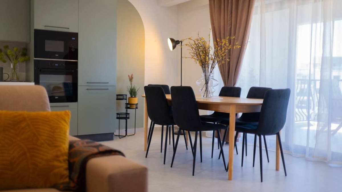 Bugibba Apartment | This apartment is a 2 bedroom(s), 2 bathrooms, located in San Pawl il-Baħar, null.