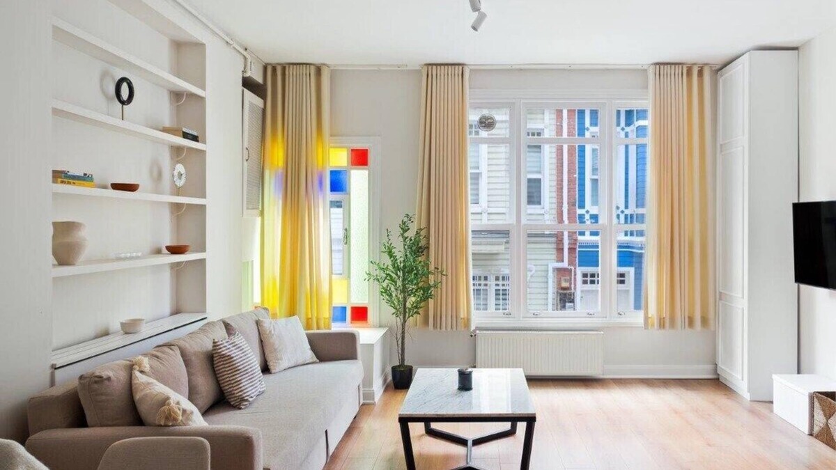 Arnavutkoy Apartment | This apartment is a 1 bedroom(s), 1 bathrooms, located in Beşiktaş, İstanbul.