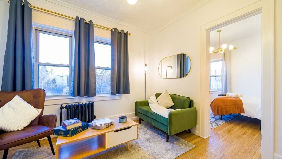 East Avenue Apartment | This apartment is a 1 bedroom(s), 1 bathrooms, located in Rochester, NY.