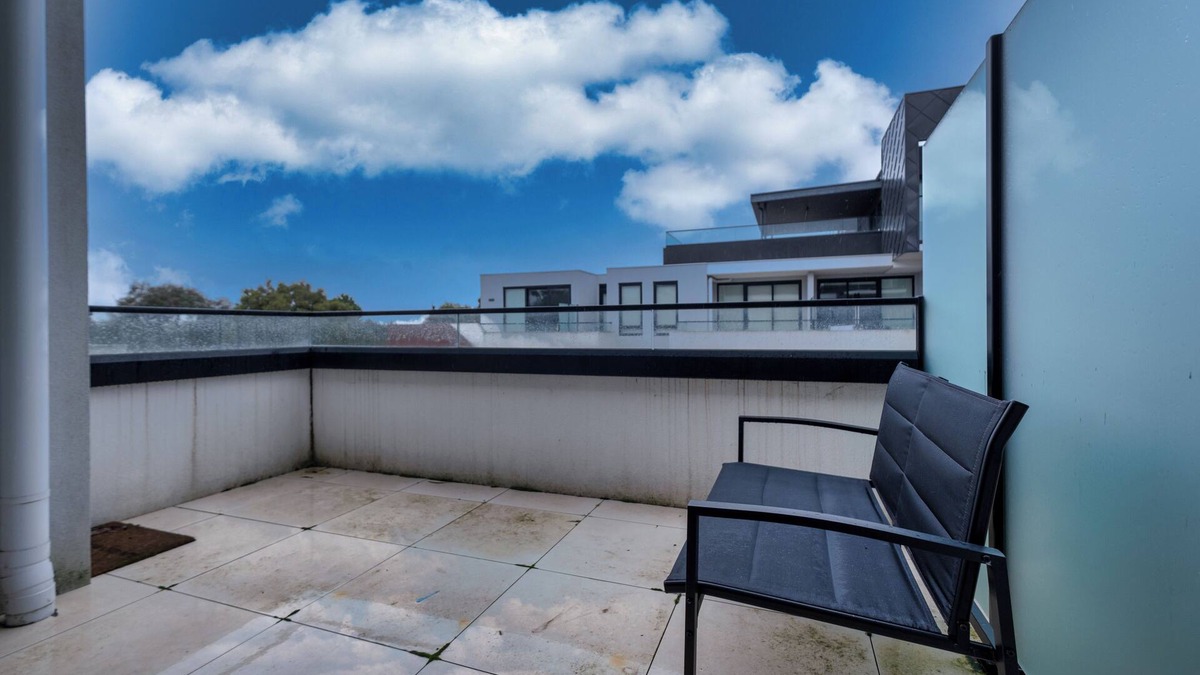 Clayton Apartment | This apartment is a 2 bedroom(s), 1 bathrooms, located in Clayton, VIC.