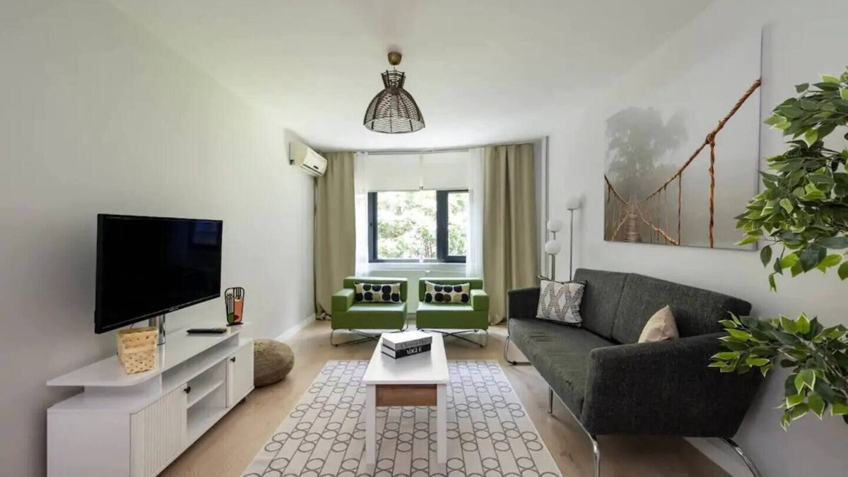 Osmanbey Apartment | This apartment is a 2 bedroom(s), 1 bathrooms, located in Şişli, İstanbul.