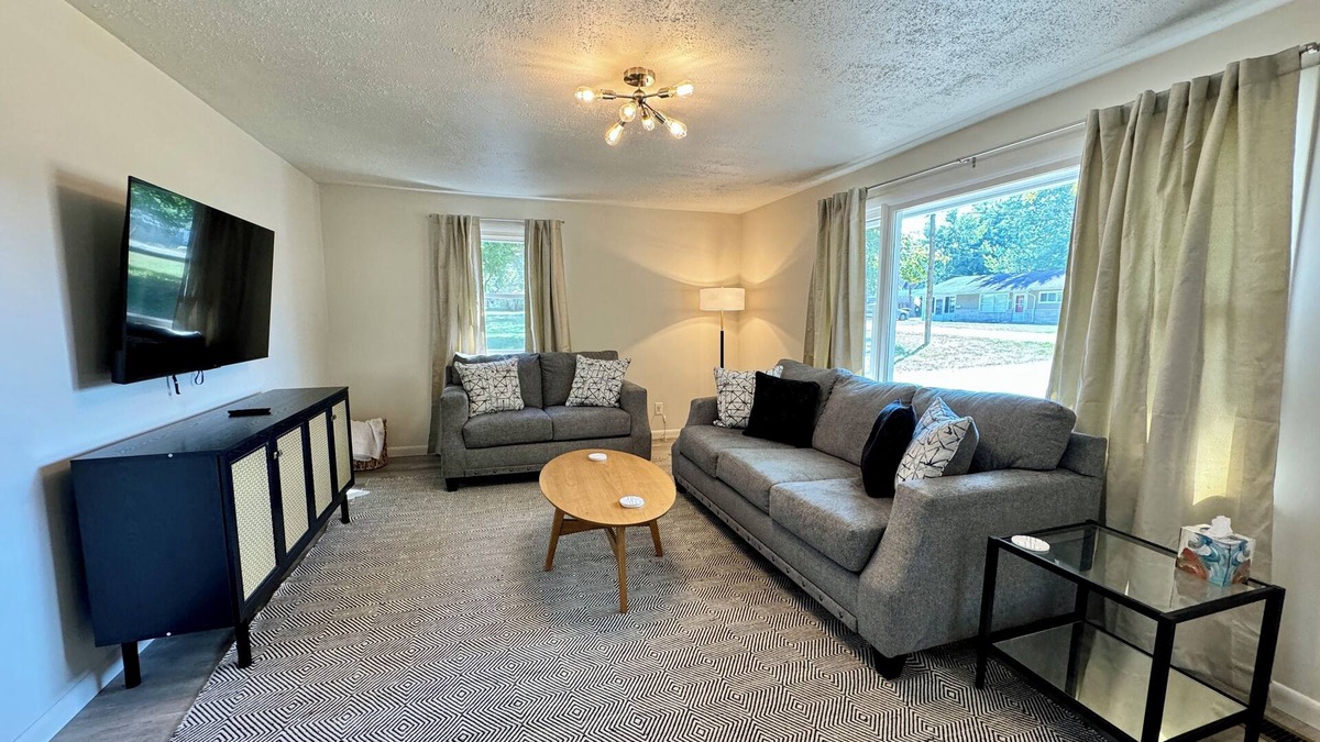 Marion Apartment | This apartment is a 3 bedroom(s), 1 bathrooms, located in Marion, IN.