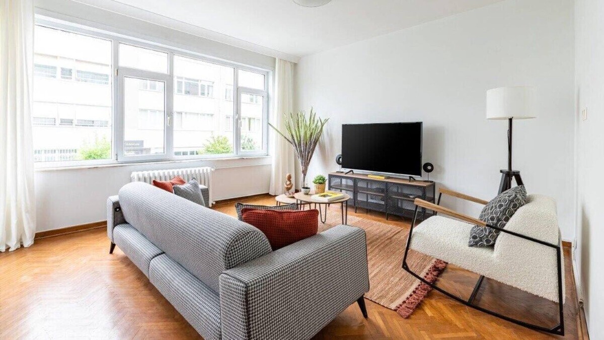 Besiktas Apartment | This apartment is a 3 bedroom(s), 1 bathrooms, located in Beşiktaş, İstanbul.