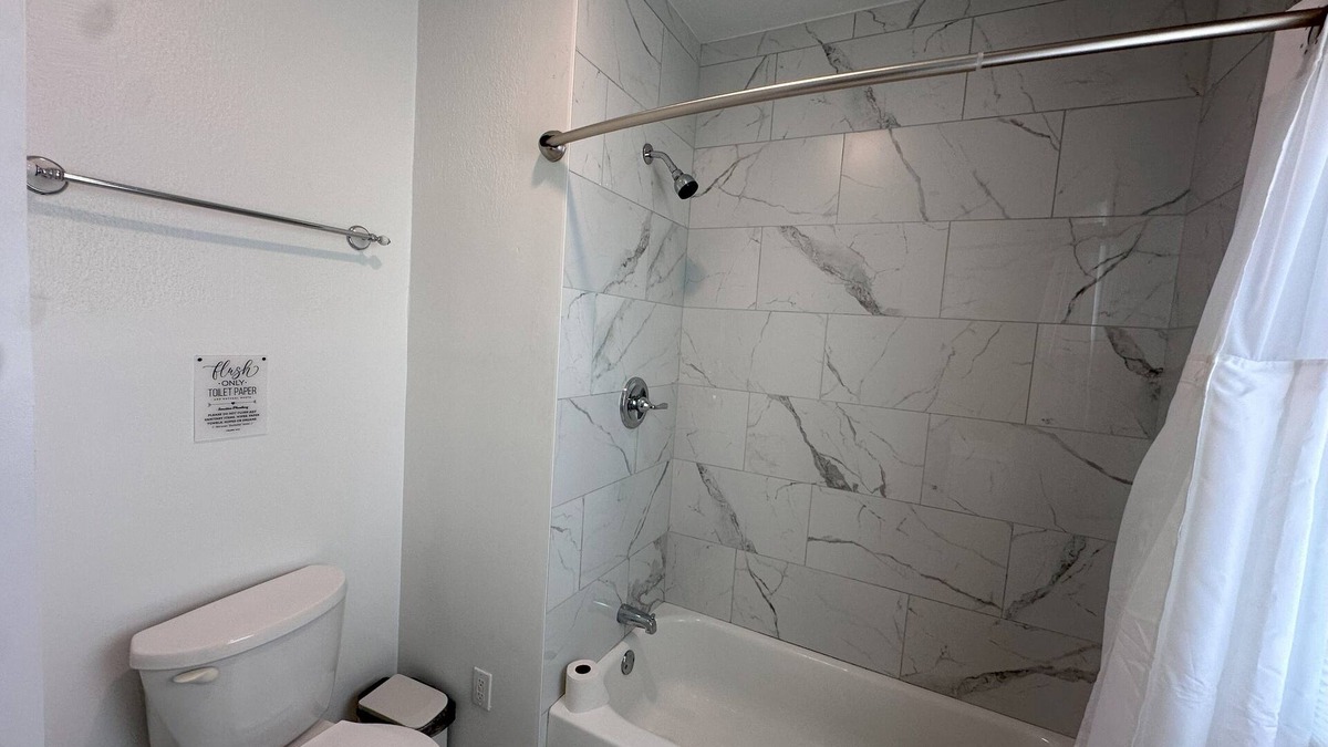 Waynesboro Apartment | This apartment is a 1 bedroom(s), 1 bathrooms, located in Waynesboro, VA.