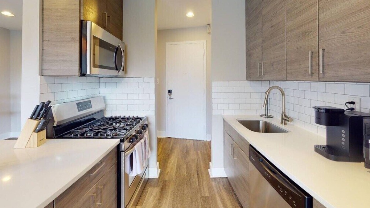 Germantown Apartment | This apartment is a 2 bedroom(s), 1 bathrooms, located in Philadelphia, PA.