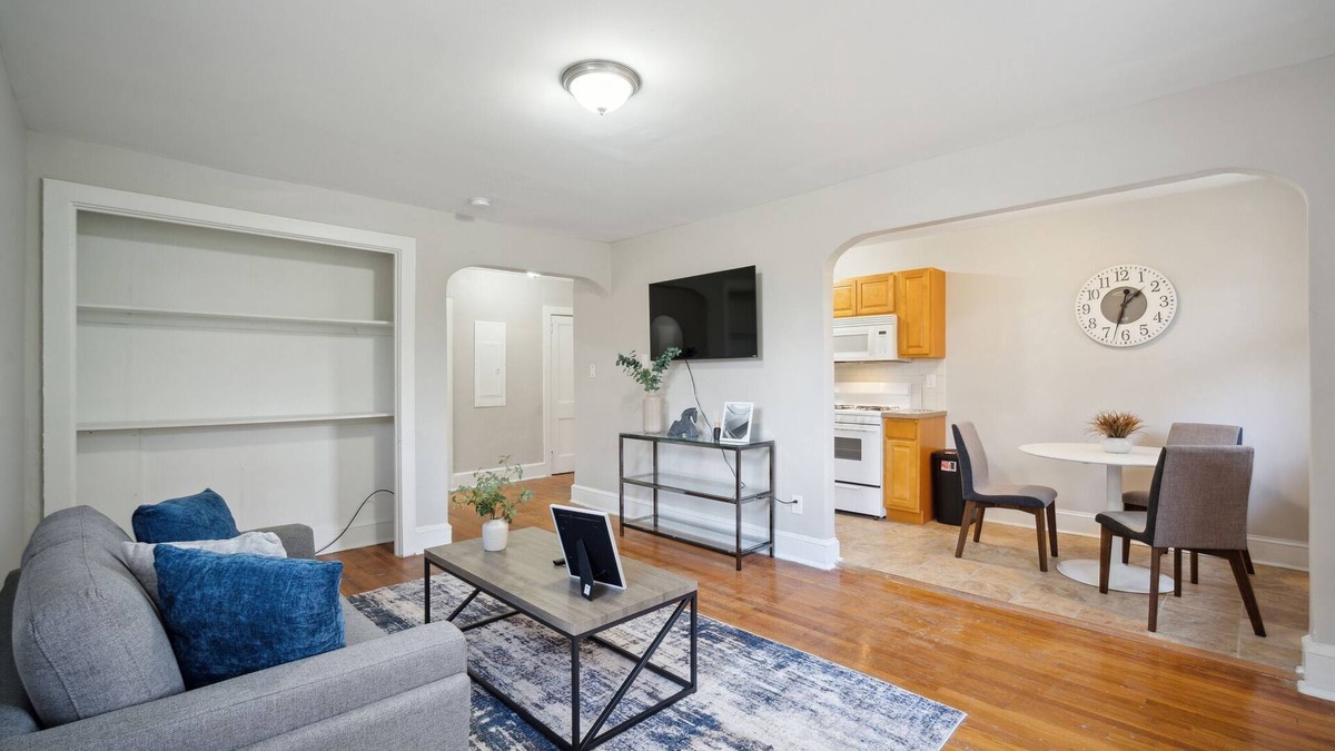 Germantown Apartment | This apartment is a 1 bedroom(s), 1 bathrooms, located in Philadelphia, PA.