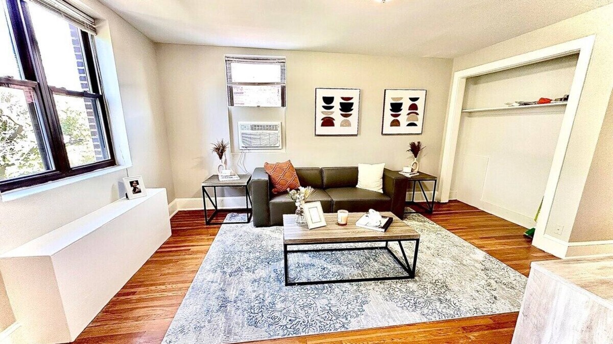 Germantown Apartment | This apartment is a 1 bedroom(s), 1 bathrooms, located in Philadelphia, PA.