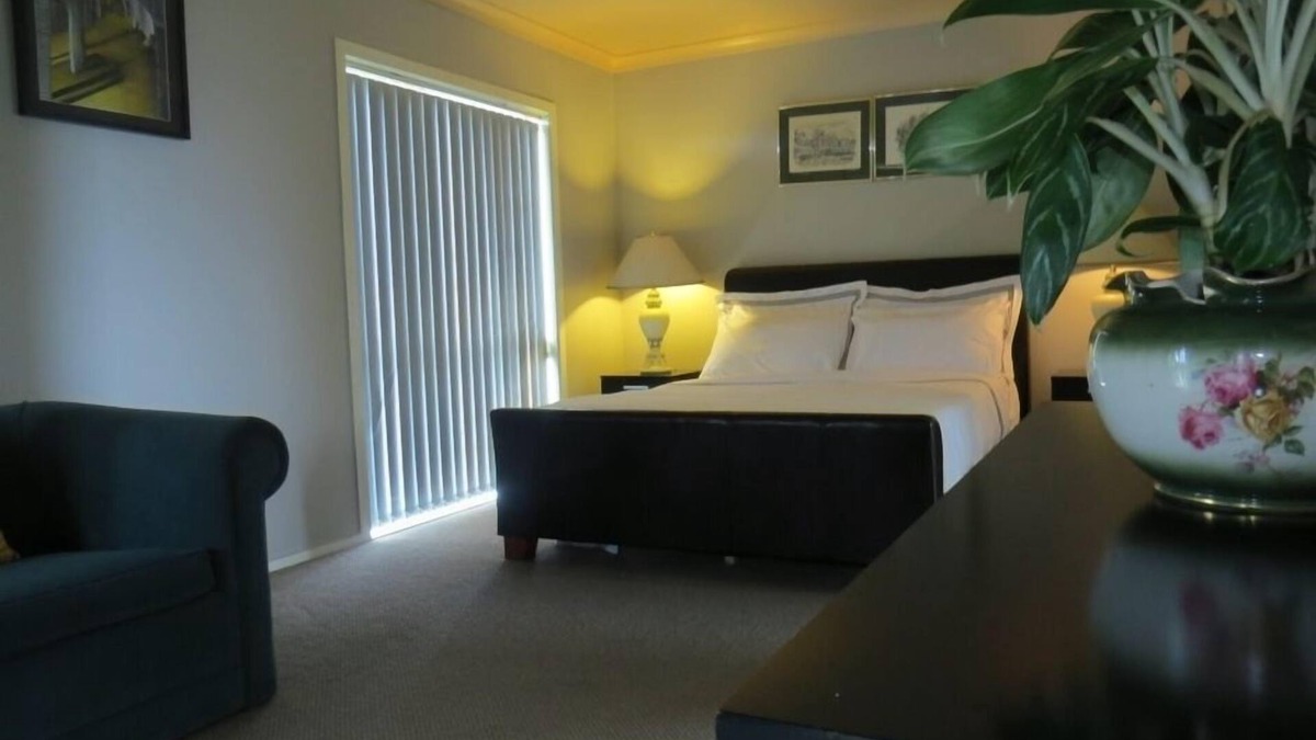 Miranda House | This beautiful cottage welcomes you with unique br