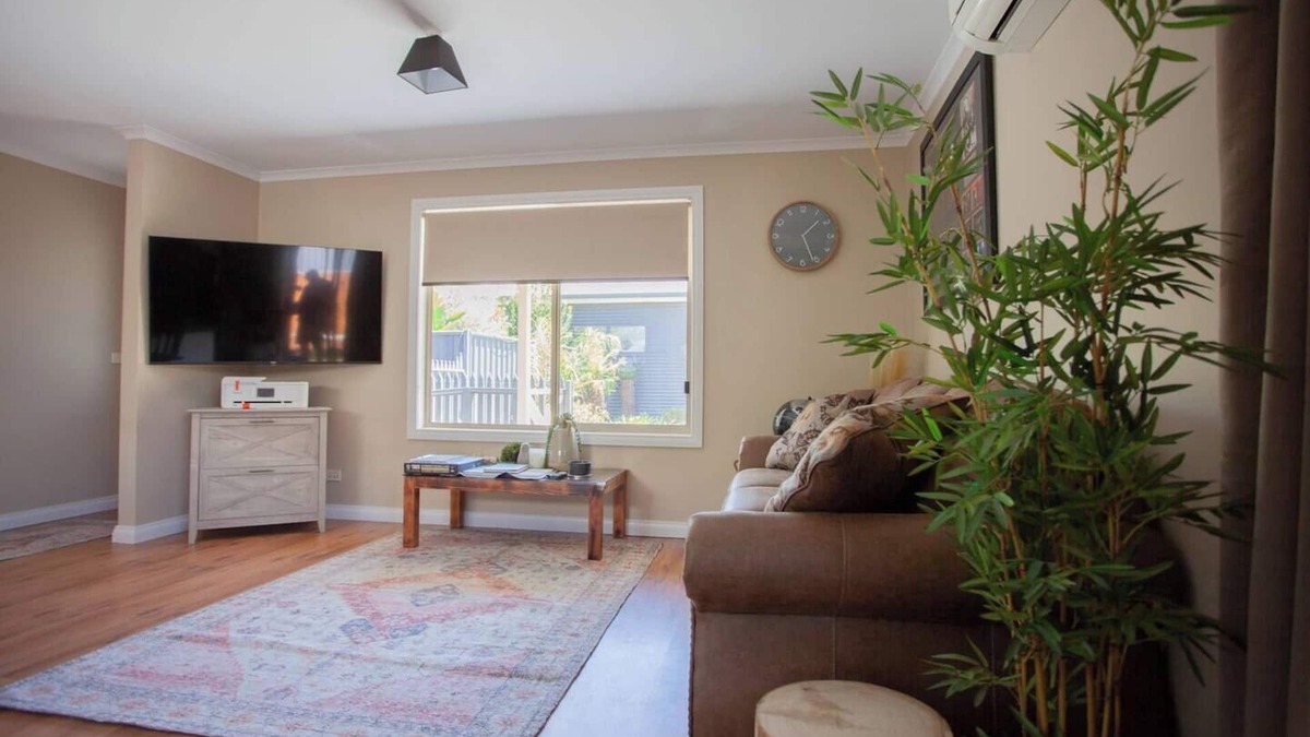 Horsham House | This charming 1-bedroom home in Horsham is perfect for a relaxing getaway