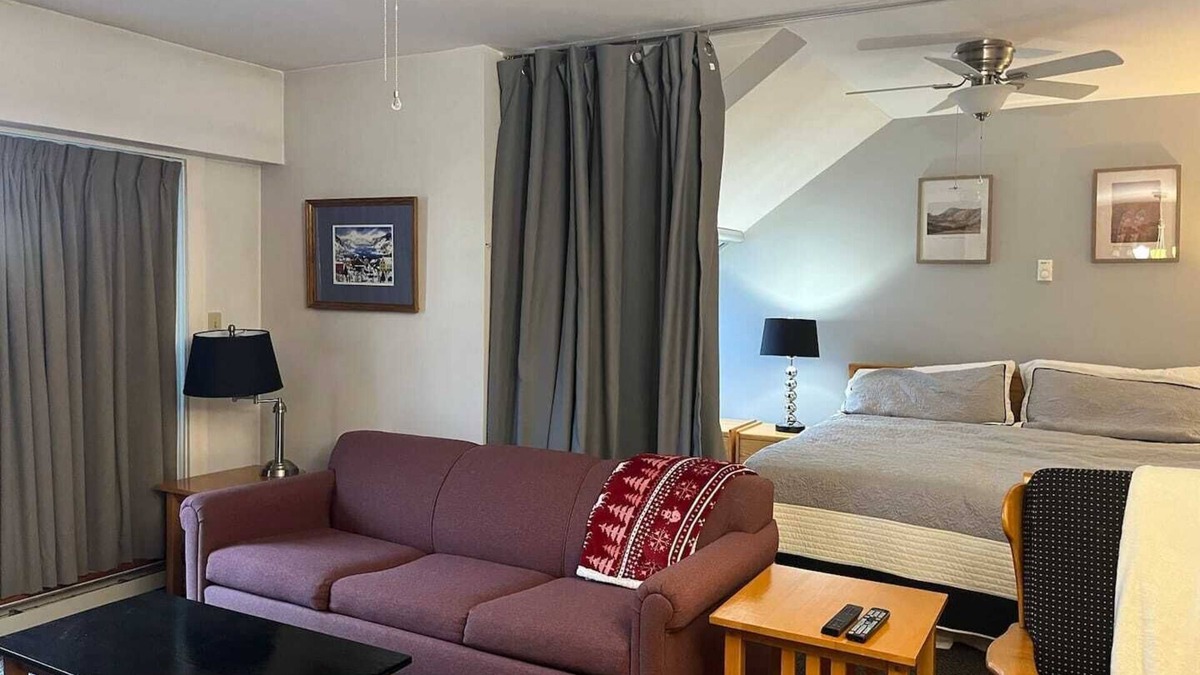 Killington Condo | This condominium is a 0 bedroom(s), 1 bathrooms, located in Killington, VT.