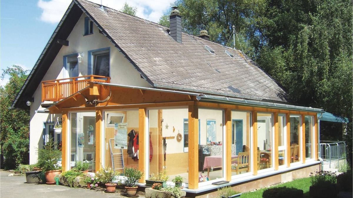 Kumbdchen House | This cozy and functionally furnished vacation home is located on the grounds of the Dilligsmühle hor