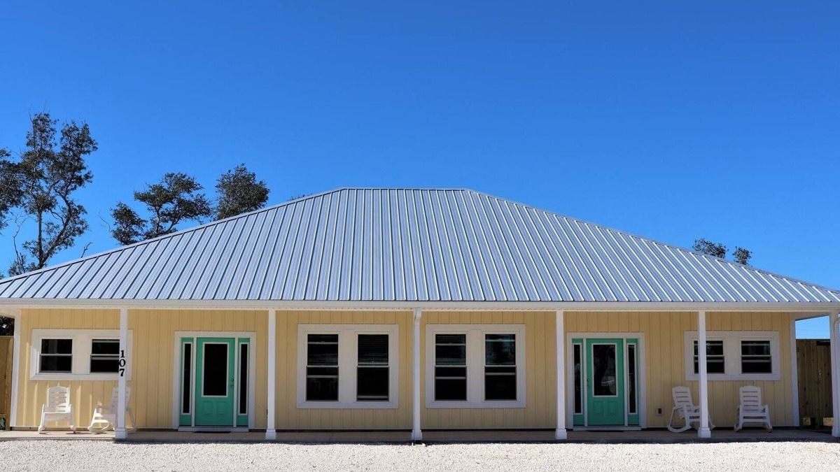 Mexico Beach House | THIS DUPLEX IS PERFECT FOR LARGE FAMILIES/MULIIPLE FAMILES! STEPS AWAY FROM THE BEACH