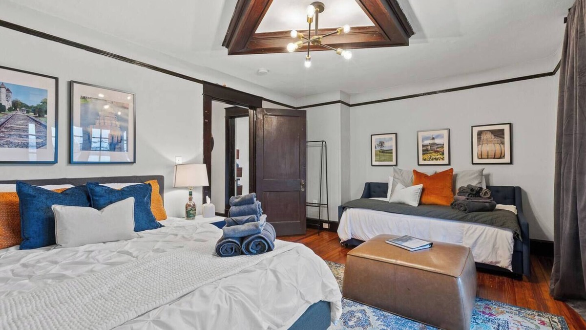 Frankfort House | This gem sits in the heart of picturesque South Frankfort, near the Kentucky river
