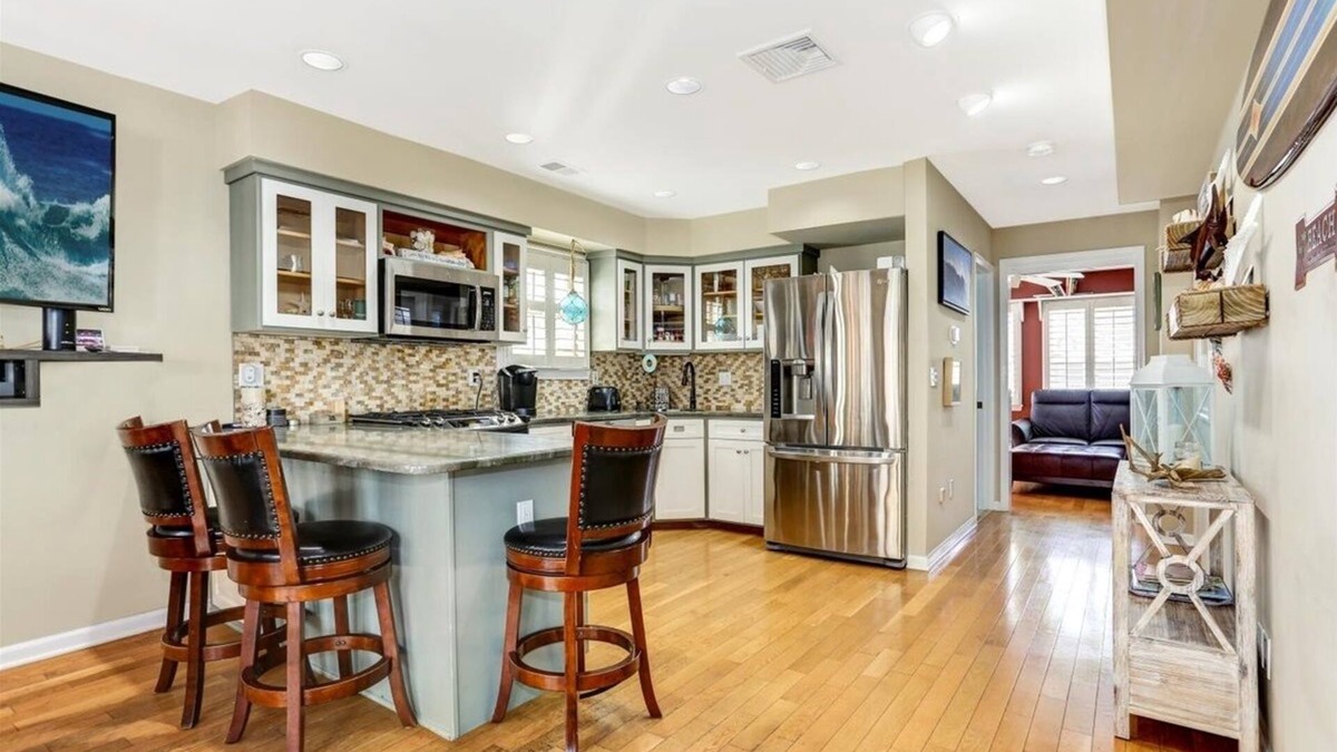 Manasquan House | This home was beautiful,even better than advertised 50 feet to Beach!