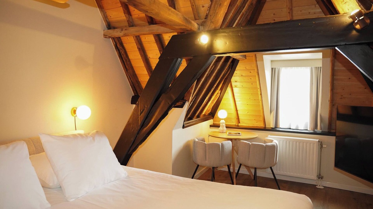 Delft Hotel | This hotel is a 1 bedroom(s), 1 bathrooms, located in Delft, Zuid-Holland.