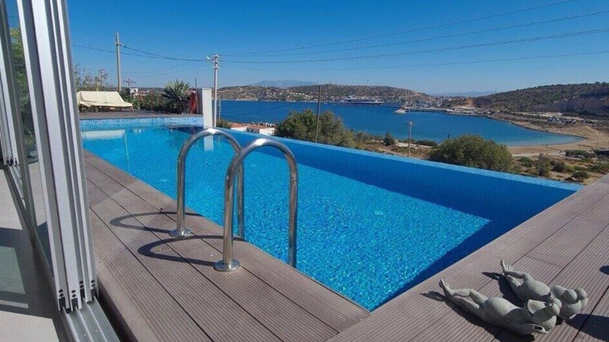 Cesme House | This house is a 0 bedroom(s), 2.5 bathrooms, located in Çeşme, İzmir.