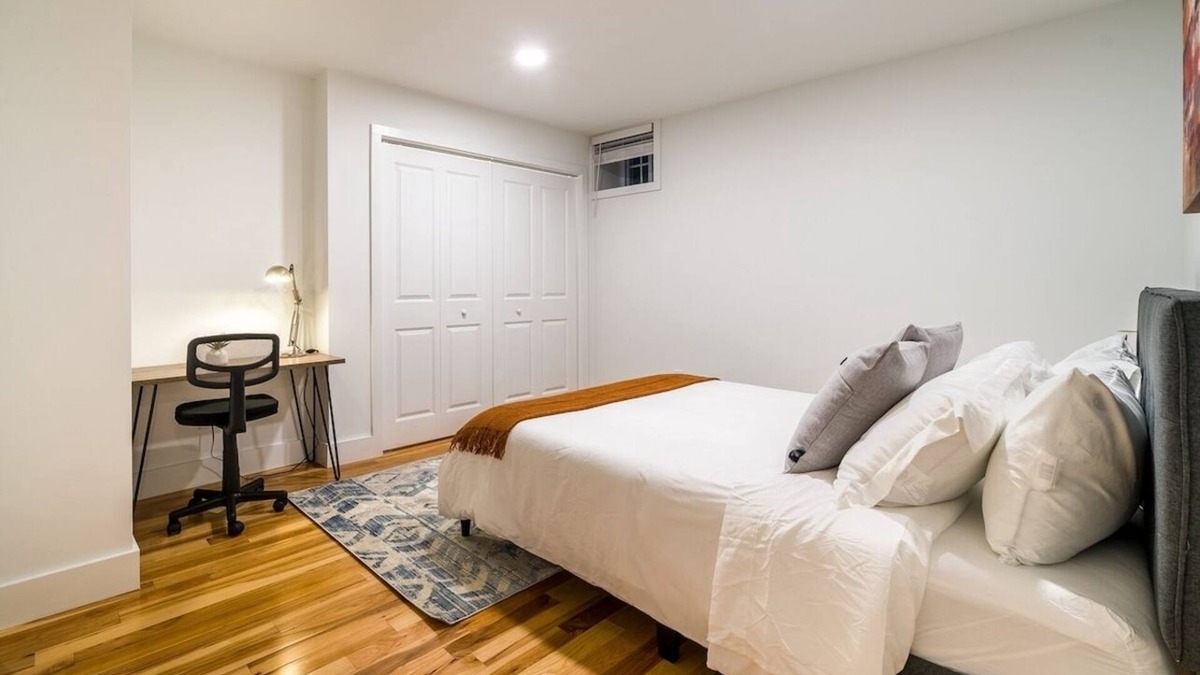 Corn Hill House | This house is a 1 bedroom(s), 1 bathrooms, located in Rochester, NY.