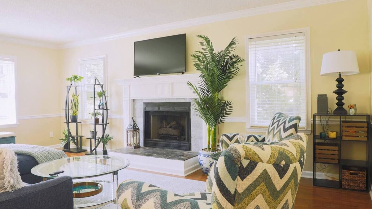 High Point House | This house is a 3 bedroom(s), 2.5 bathrooms, located in High Point, NC.