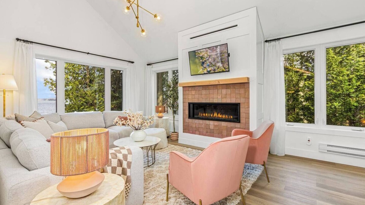 Grey Highlands House | This house is a 4 bedroom(s), 2 bathrooms, located in Flesherton, ON.
