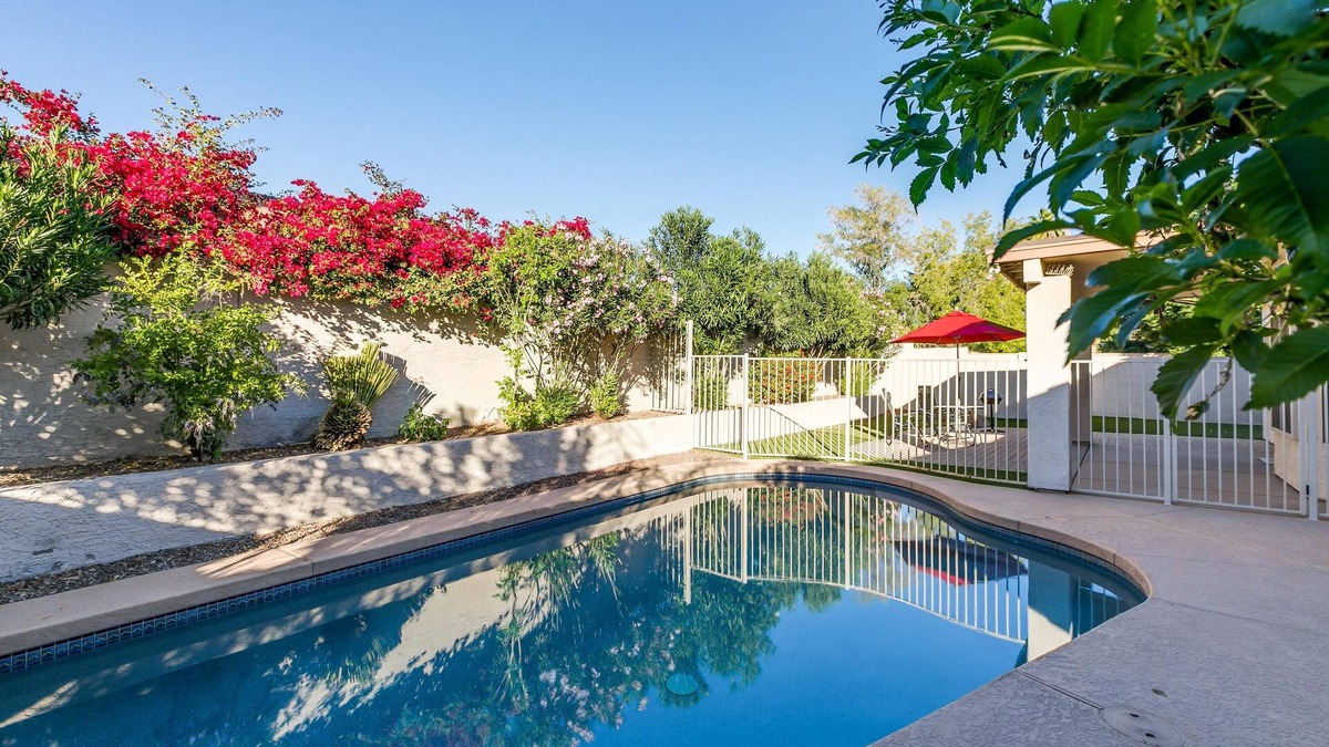 Paradise Park Vista House | This house is a 4 bedroom(s), 2.5 bathrooms, located in Scottsdale, AZ.